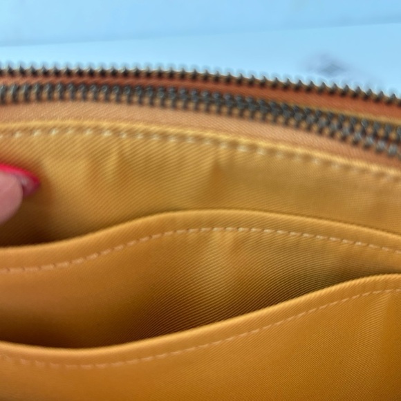 Coach NWT Wristlet Signature Print With Yellow LeatherStrap and zipper - Picture 3 of 10